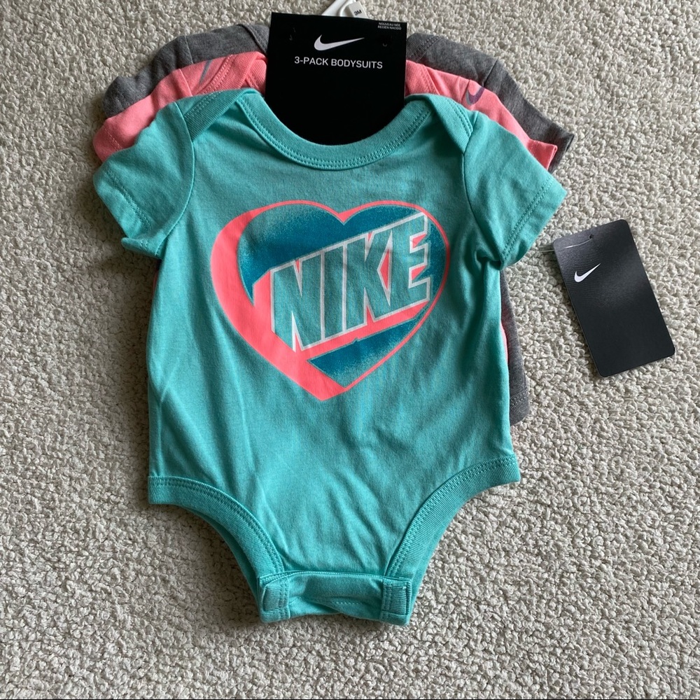Nike 3-Pack Baby Bodysuits